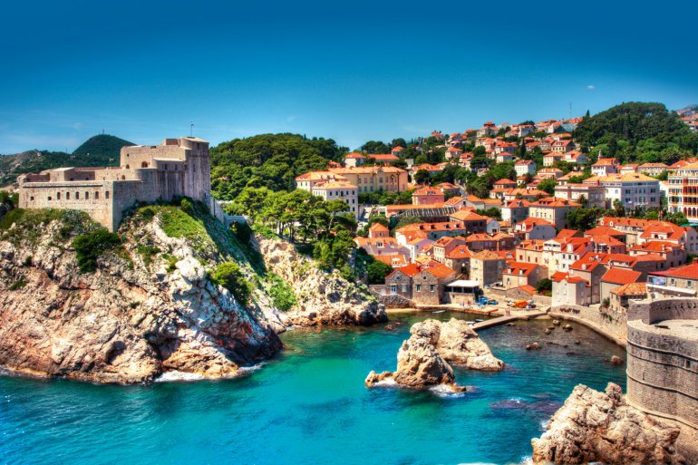 где дешевле отдохнуть в черногории или хорватии