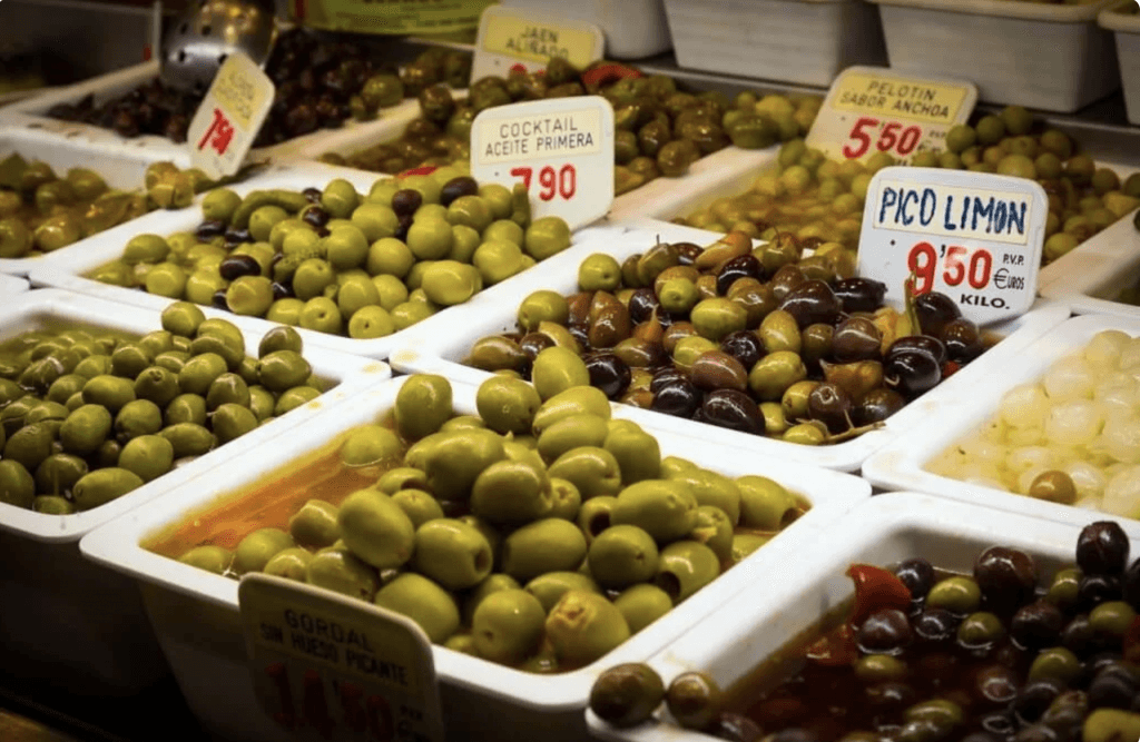 оливки и маслины в Черногории